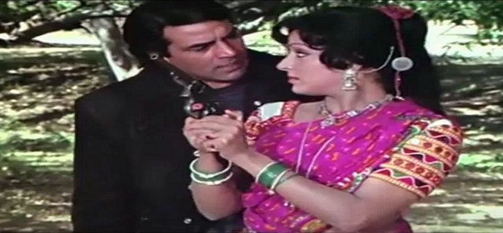 An Interesting Love Story Of Hema Malini And Dharmendra In Bollywood ...