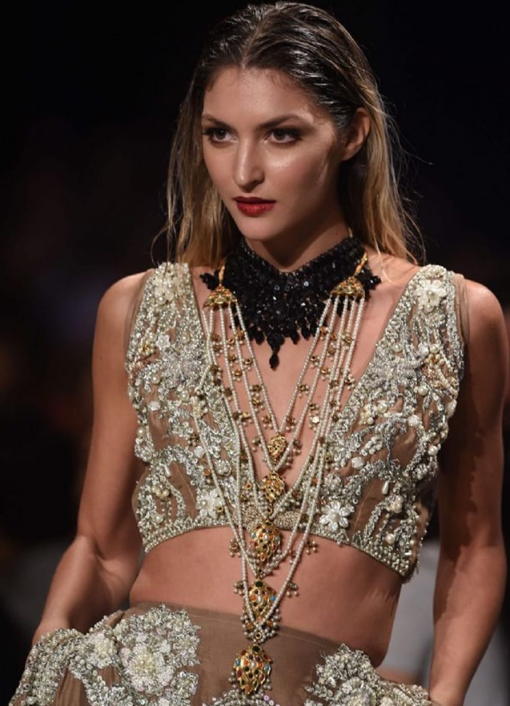 Models looked stunning in bride attire at Pakistan Fashion Week