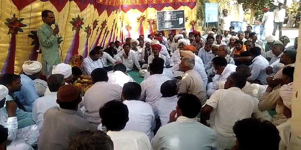 Here again the farmers have warned and Mahaprabhav to water