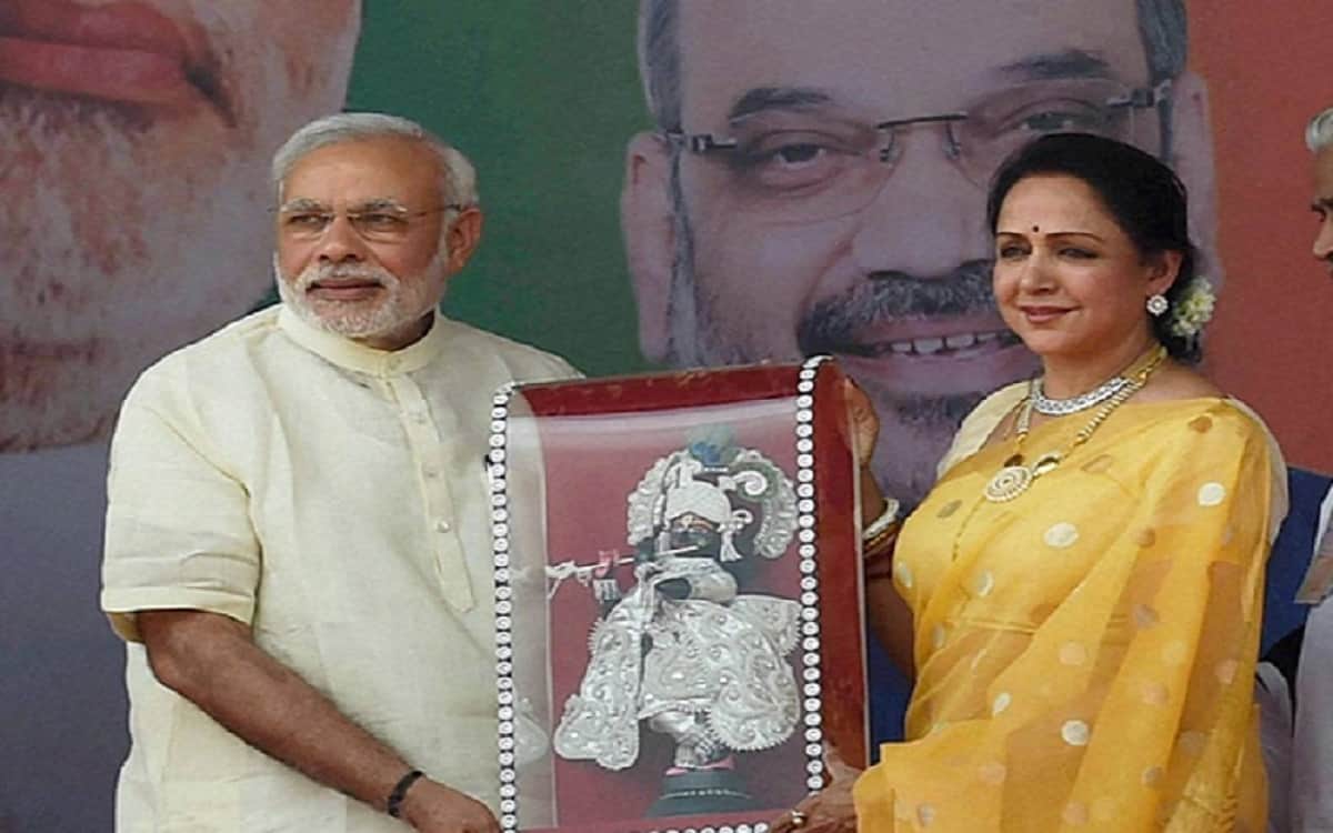 Prime Minister Narendra Modi pens foreword for Hema Malini's biography