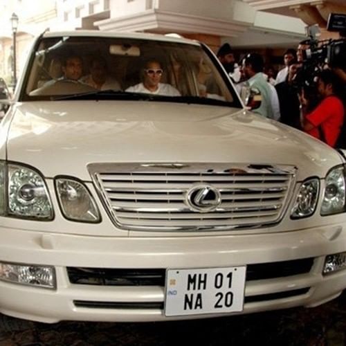 ये है बॉलीवुड के 'बिग बॉस' सलमान खान की कारों का कलेक्शन, करोड़ों में