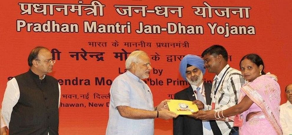 One and a half lakh Jan Dhan accounts closed in Noida