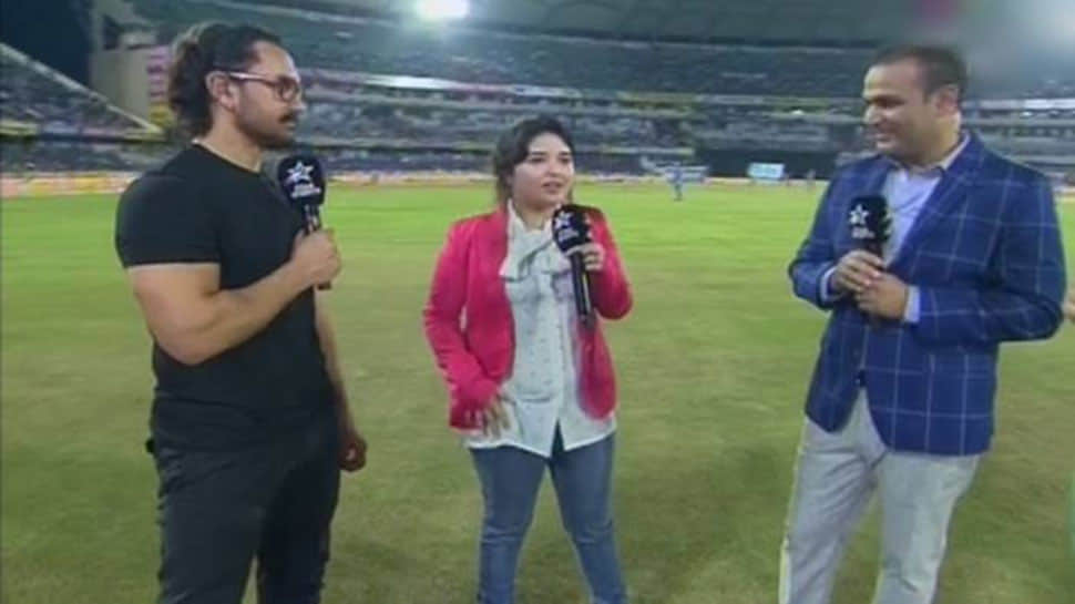 Aamir Khan forgets name of Indian women's team skipper