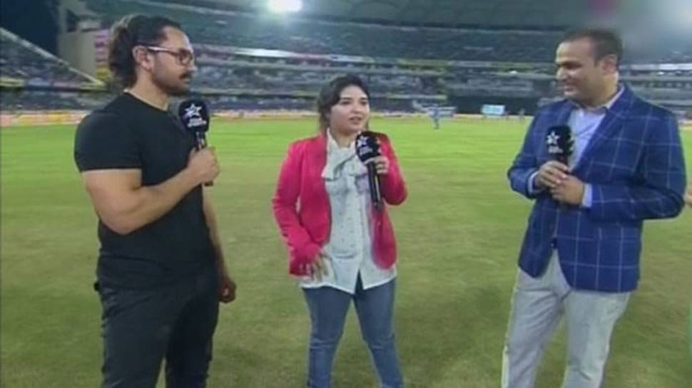 Aamir Khan forgets name of Indian women's team skipper