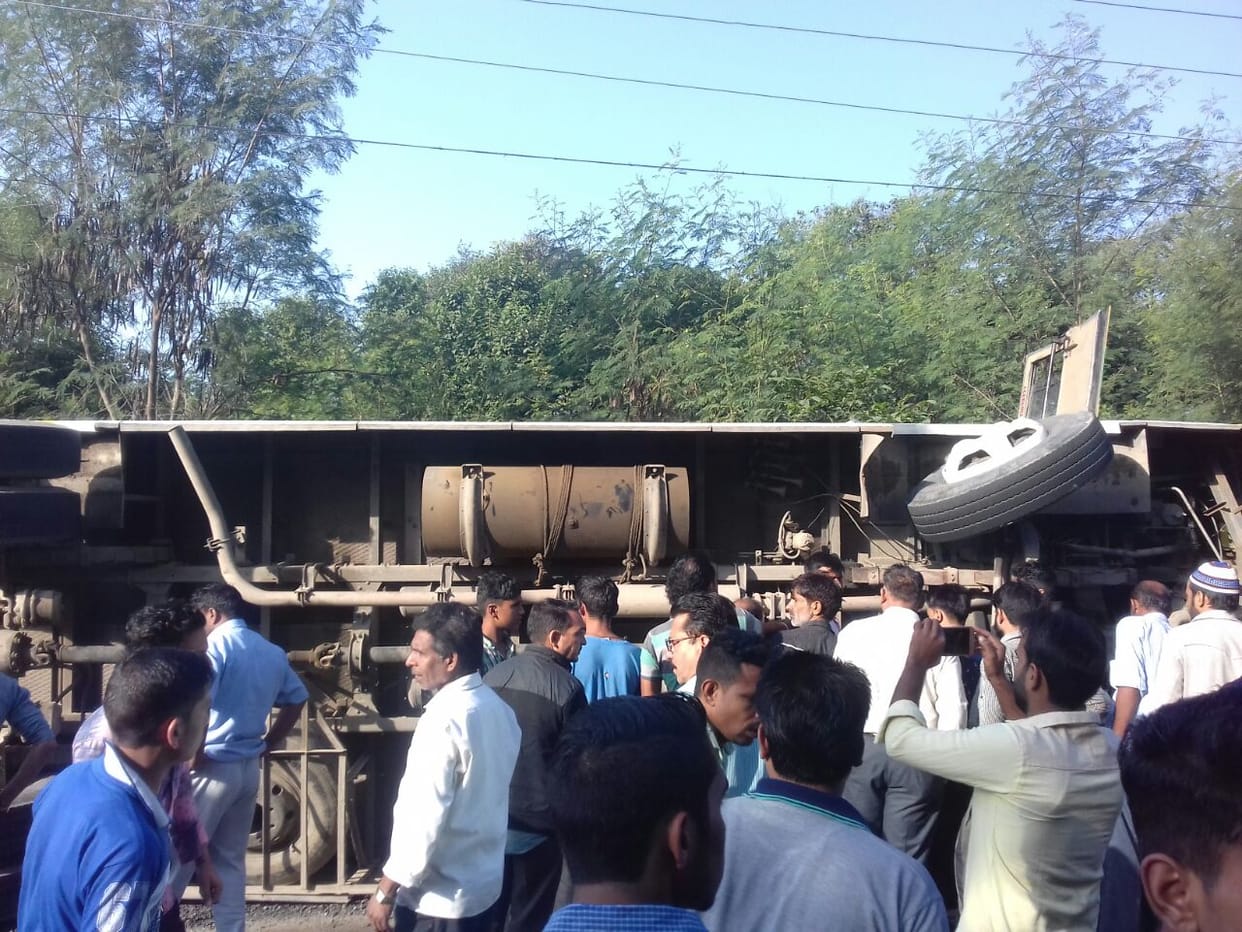 SEVEN PEOPLE INJURED IN ROAD ACCIDENT IN BARI BARMHANA