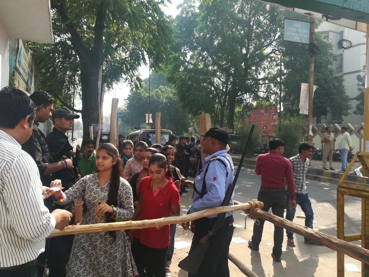 counting is in process for agra university student election