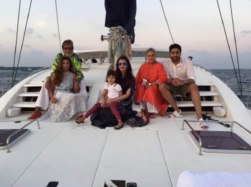 abhishek bachchan and aaradhya are planing a celebration on aishwarya rai bachchan birthday