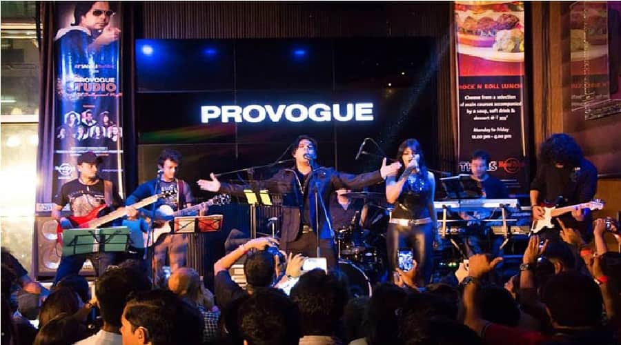 filed a new case of cheating against bollywood singer ankit tiwari