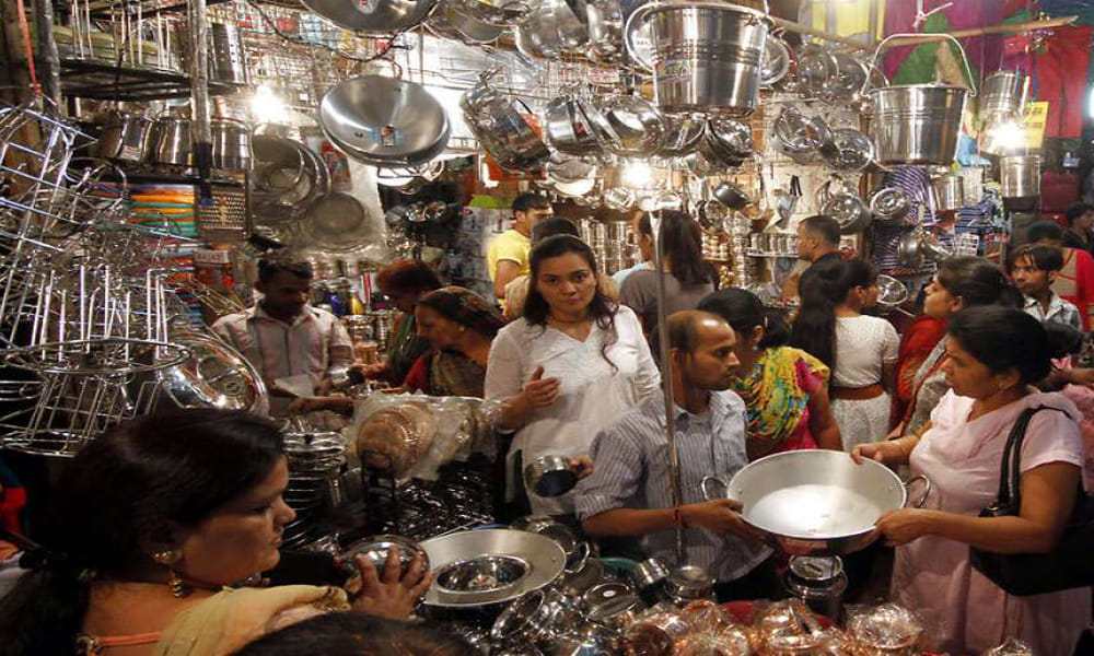 Things To Buy on Dhanteras 2018 Shopping Significance Kya Kharide Kya Na Kharide