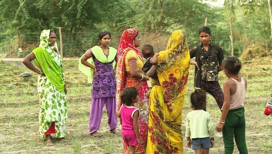 Women started a unique movement in this village, demands for Toilets