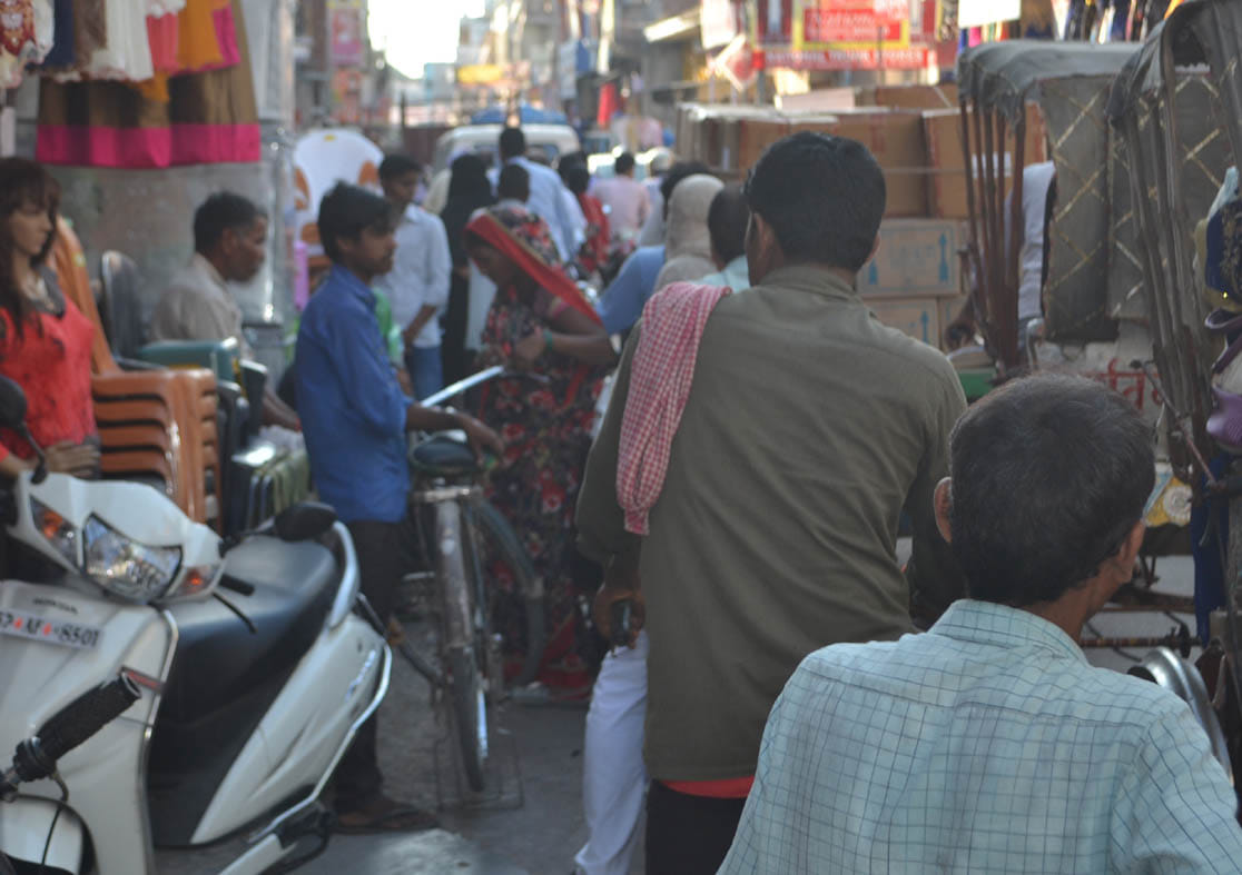 Jama jham, the entire town is upset