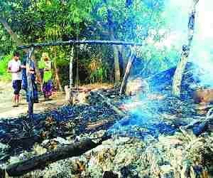 Pashushala set ablaze