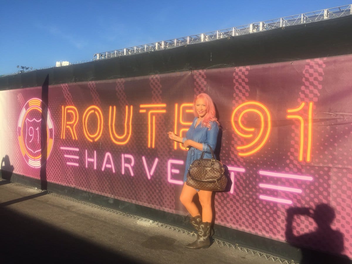 Pop Singer Kaya jones says, Pussycat Dolls wasn't in a girls group. it was a prostitution ring