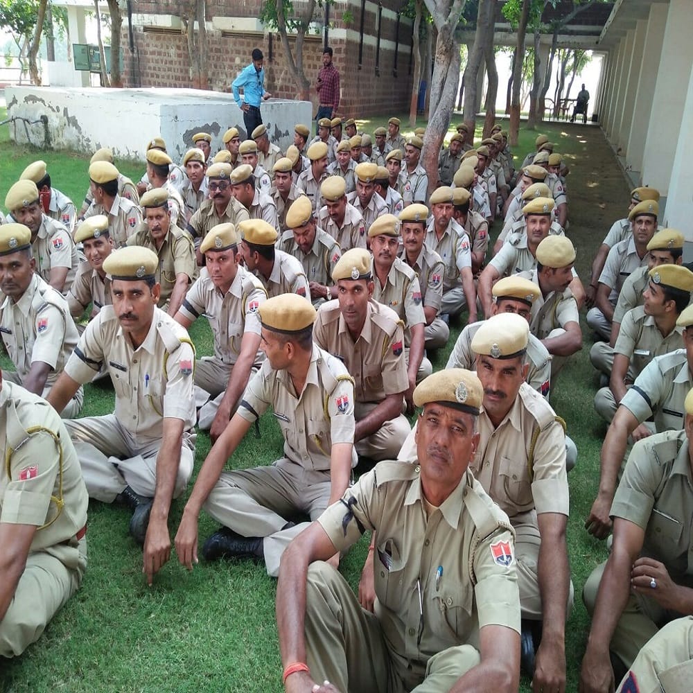 rajasthan police agitates for salary increment before diwali