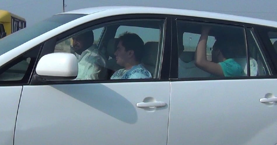 dera sacha sauda chief ram rahim emotional with mother naseeb kaur