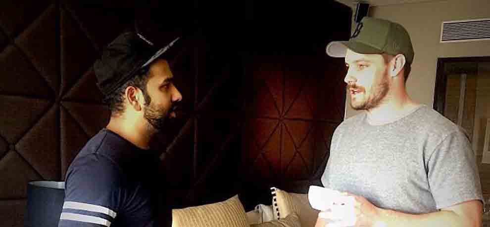 rohit sharma tries taking hindi class of mitchell mcclenaghan