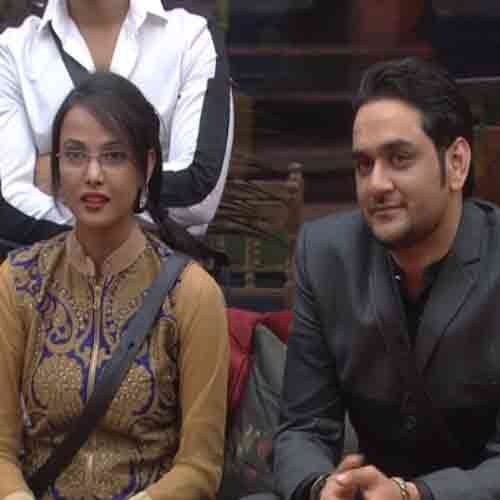 BIGG BOSS 11 SALMAN TAKE BOLD CLASS OF JYOTI IN FRONT OF HOUSE MATES