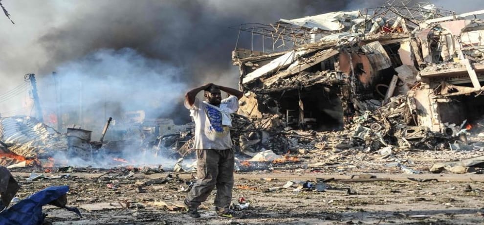 pictures of somalia blast, 276 people killed