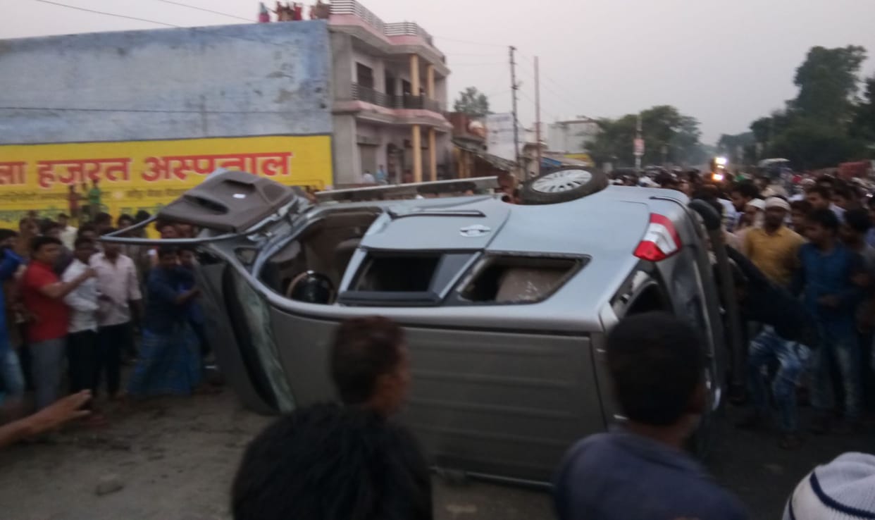 तीन बच्चों को कार ने रौंदा, दो की मौत