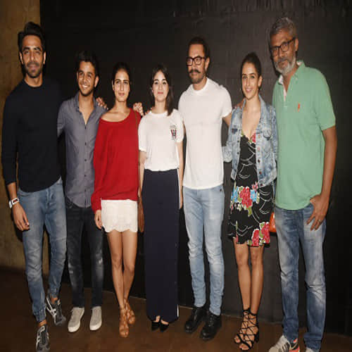 aamir khan organised a special screening of the movie secret superstar for his mother Zeenat Hussain
