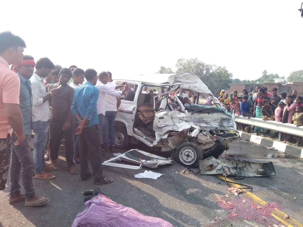 accident on agra express way.