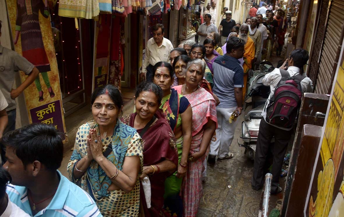 maa annpurna temple gate open for devotees in varanasi