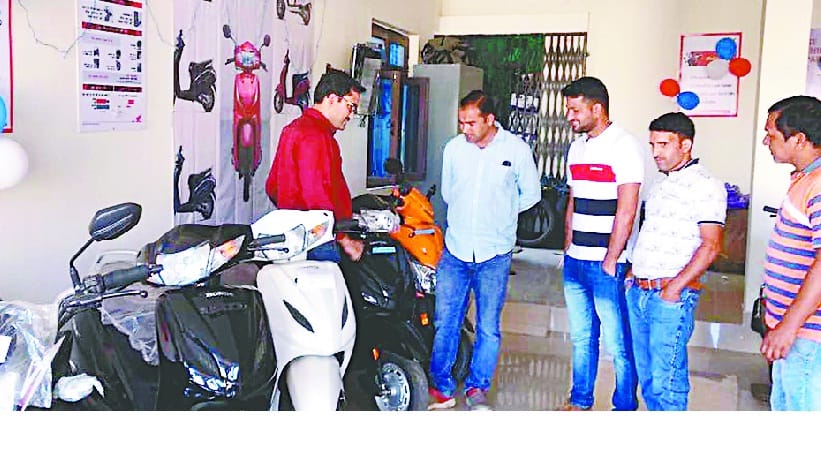 automobile market outburst at the ocassion of dhanteras