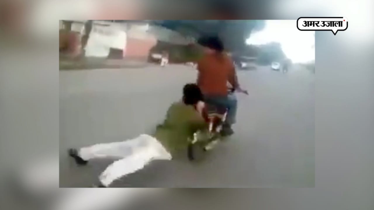 बाइक स्टंट
