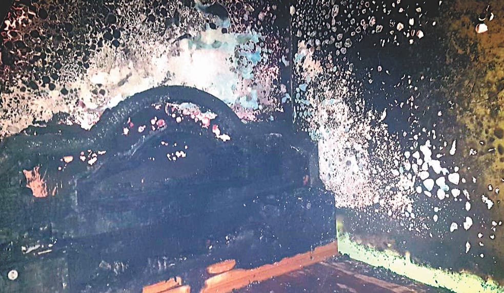 Loss of millions of fire with short circuit in AC
