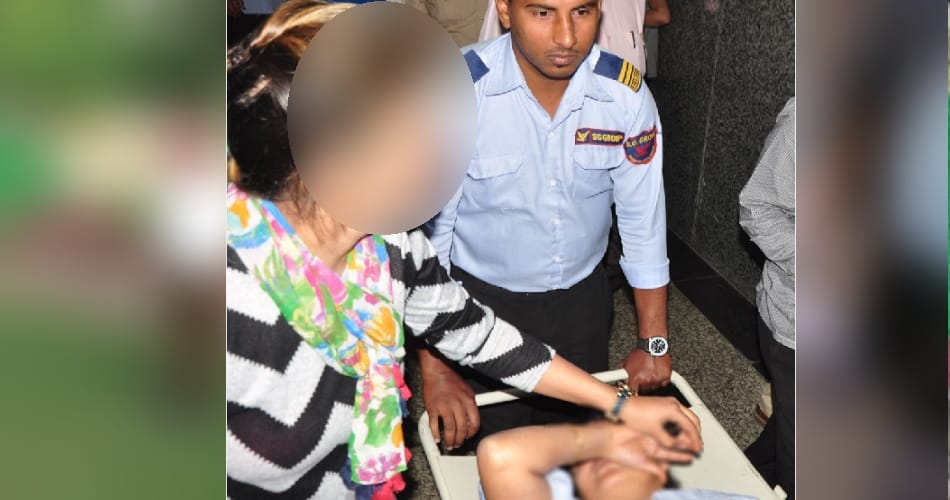 delhi rape victim suicide attempt outside panchkula police head office