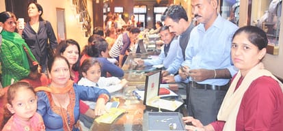 business on dhanteras reached beyond 100 crores in himachal