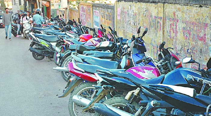 SIAM Report More than 3.70 lakh passenger vehicles sold demand for utility vehicles increase