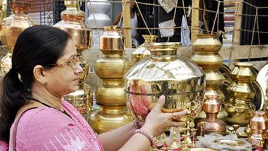 Dhanteras special Today in special yoga worship of Dhanvantri
