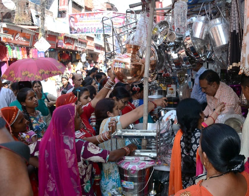 bumper Dhanteras purchasing Even after GST in uttarakhand