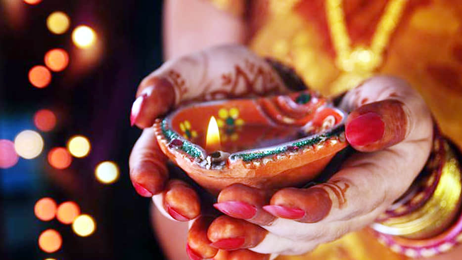 Diwali Special special Muhurta worshiping Mahalakshmi