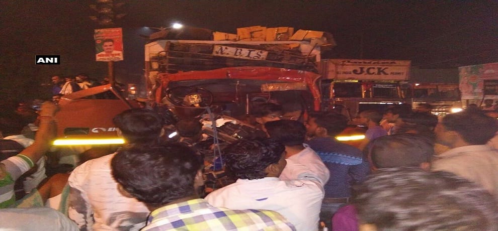 two died after a DCM vehicle rammed into a fuel tanker on NH 2 in Firozabad