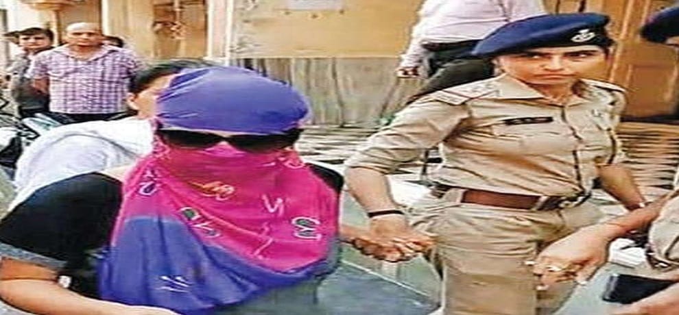 jain muni shantisagar reality exposed by rape victim in surat