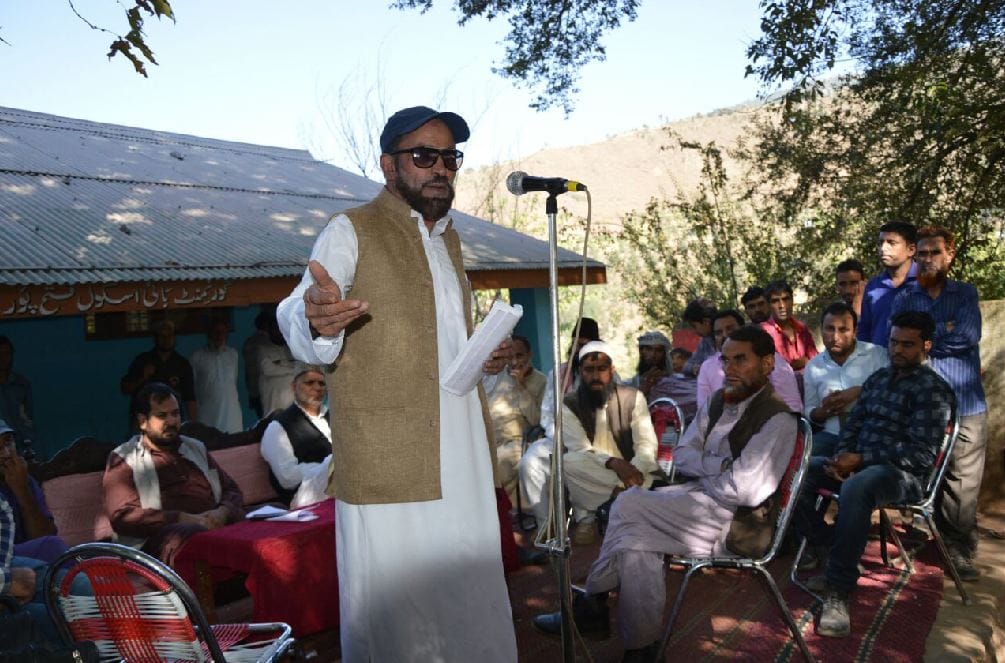 pdp mla hear problems of people of poonch 