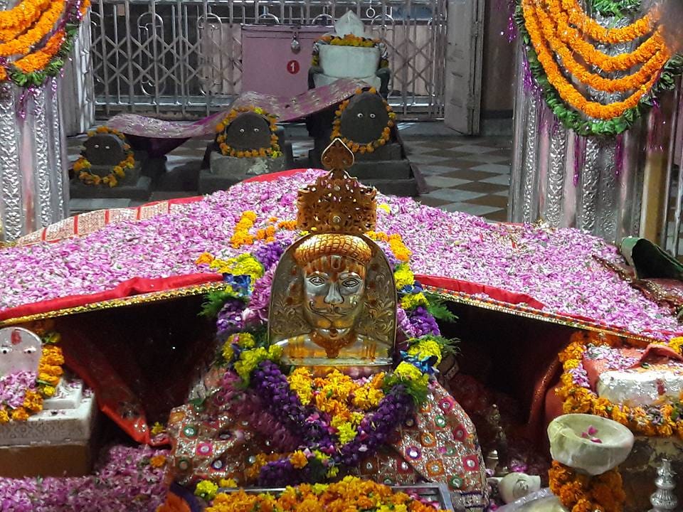 ramdevara temple decorated with 1000 flowers