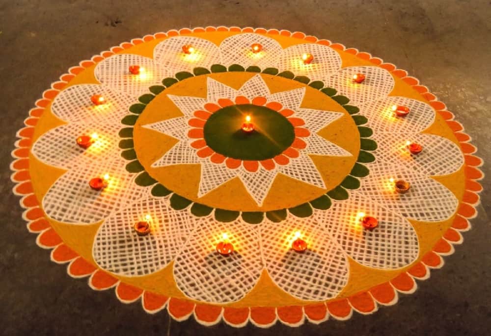 Diwali 2018 Rangoli Designs: Decorate your home with these best beautiful rangoli designs