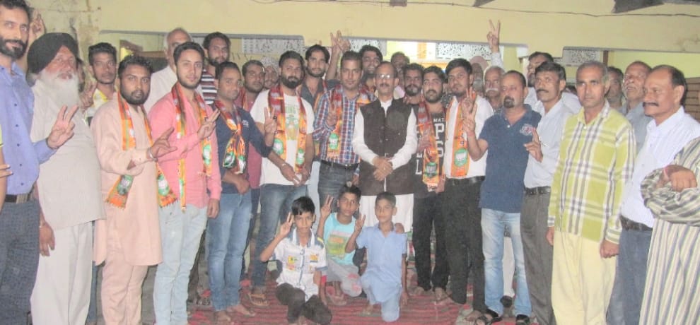 सतीश बने संतोषगढ़ भाजयुमो अध्यक्ष