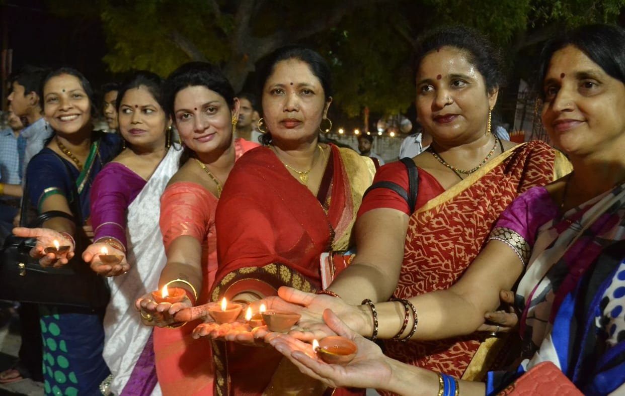 भाजपाइयों ने धूमधाम से मनाया दीप प्रकाश पर्व