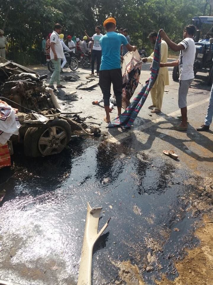 mansa truck innova collission, 7 people killed