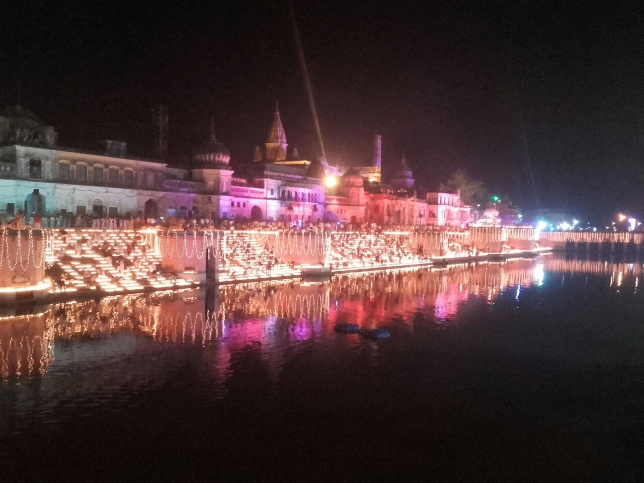 Grand celebration of diwali in ayodhya.