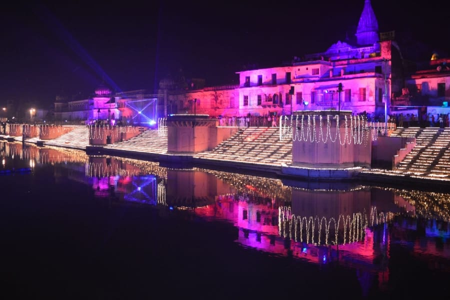 Grand celebration of diwali in ayodhya.