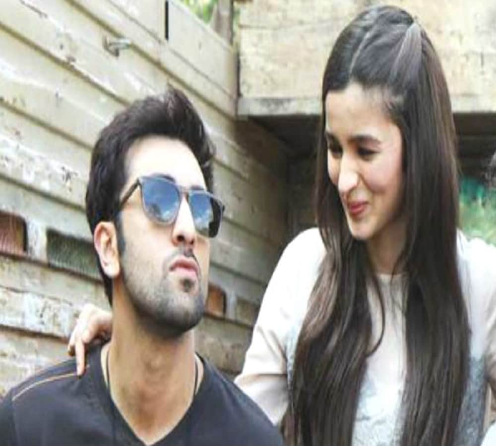 First schedule of Brahmastra film completed Alia Bhatt shared picture with Ranbir Kapoor