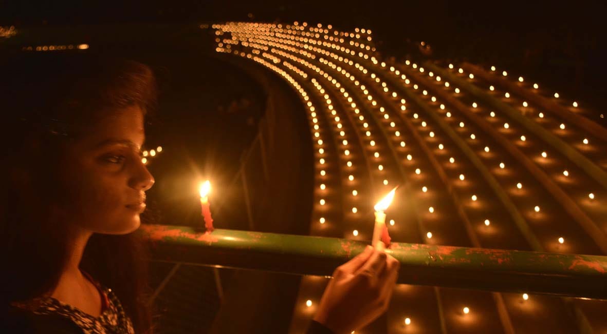 varanasi sigra stadium lighted with 25 thousand deepak
