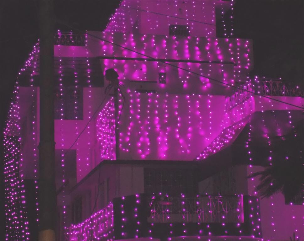 Jagmagaya city on the eve of Diwali