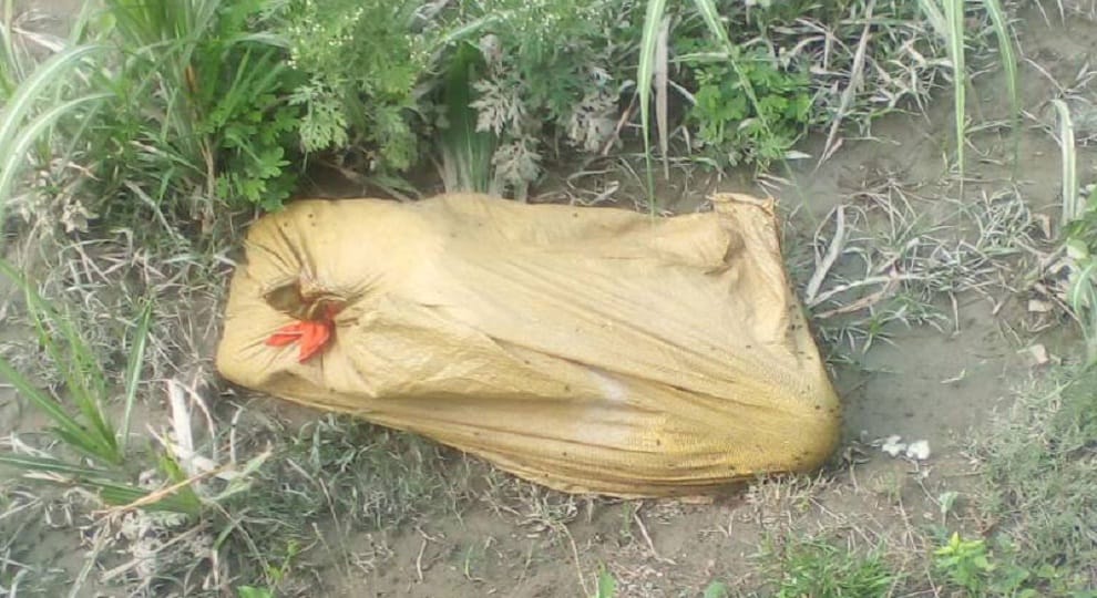 young man murdered and then Dead body thrown in the field
