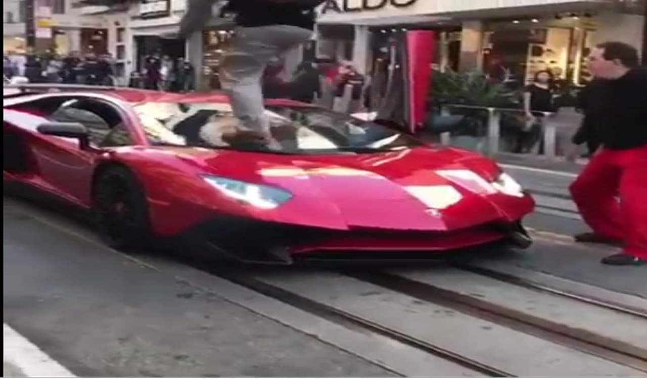 लैम्बोर्गिनी 